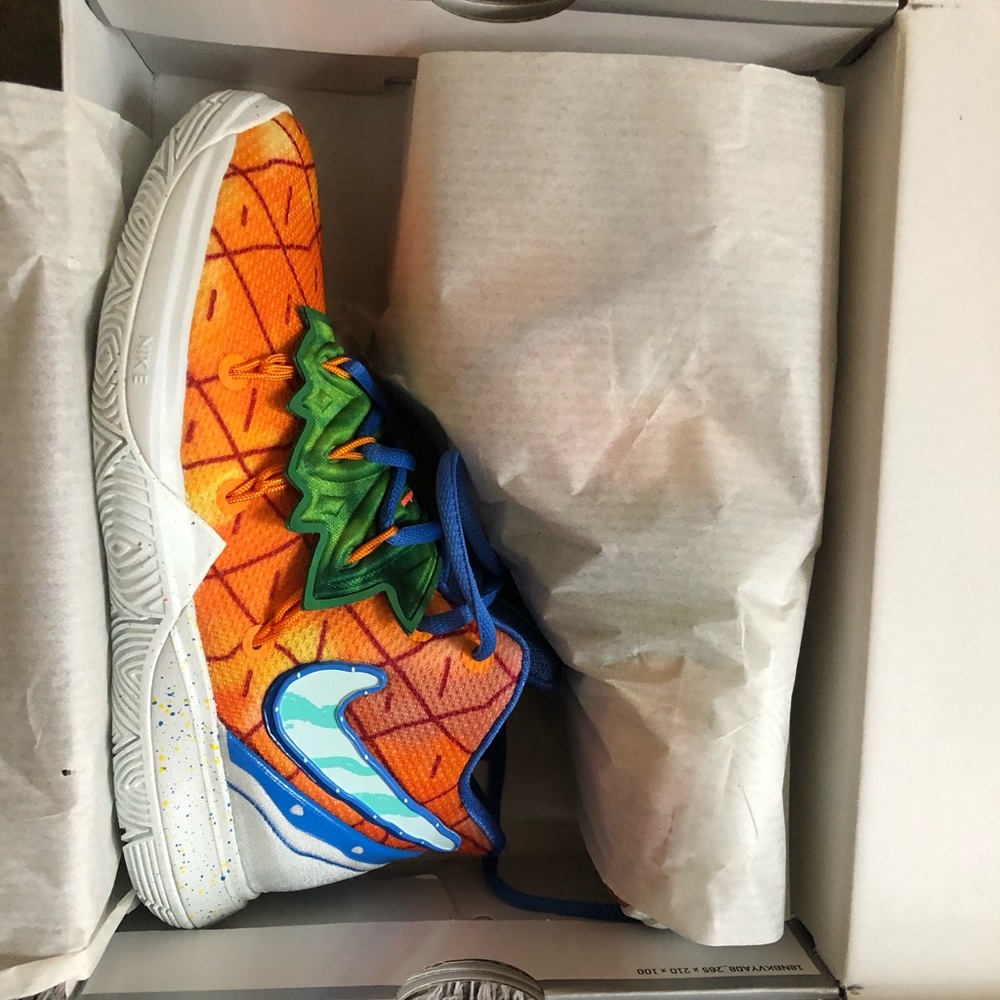 Nike Kyrie Spongebob sneakers
